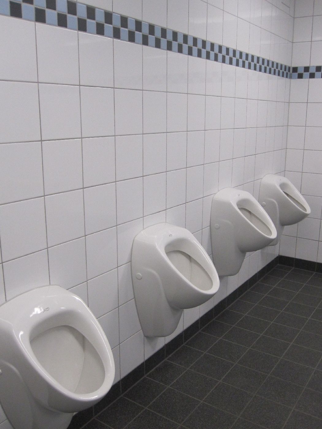 Die neuen Sanitäranlagen sind fertig! | GERHART·HAUPTMANN·SCHULE ...